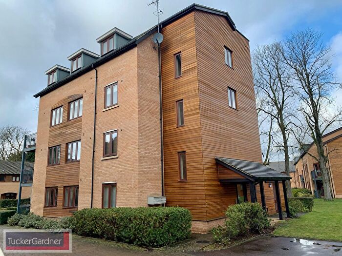 2 Bedroom Flat To Rent In Abberley Wood, Cambridge, CB22