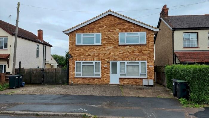 2 Bedroom Ground Maisonette To Rent In Old Nazeing Road, Broxbourne, EN10