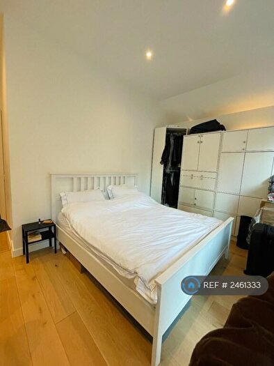 1 Bedroom Flat To Rent In Colne House, London, E1