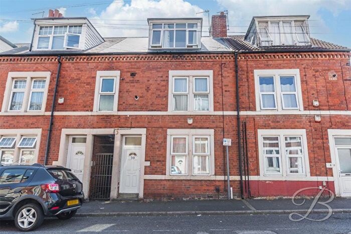 3 Bedroom Terraced House For Sale In Chaucer Street, Mansfield, NG18