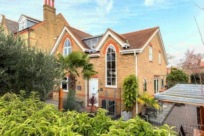 4 Bedroom Detached House To Rent In Dryburgh Road, London, SW15