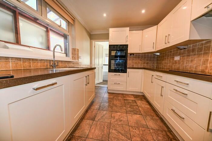 3 Bedroom Terraced House To Rent In Eastney Road, Southsea, PO4