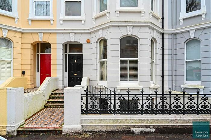 2 Bedroom Apartment To Rent In St Aubyns, Hove, BN3