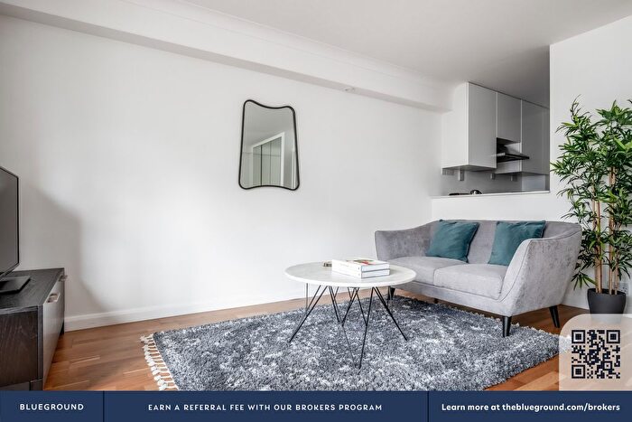Studio To Rent In City Of London, London, E1