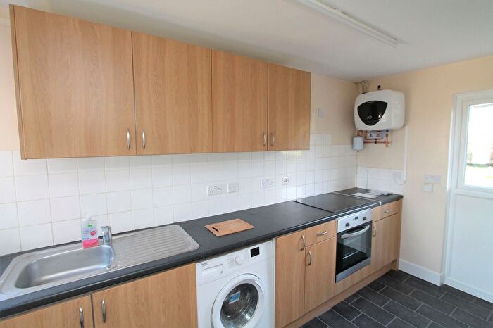 3 Bedroom Terraced House For Sale In Haseldine Meadows, Hatfield, AL10