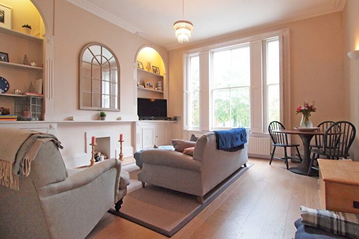 2 Bedroom Maisonette To Rent In Ridgway, Wimbledon Village, London, SW19