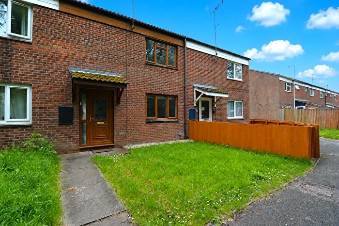 2 Bedroom Terraced House To Rent In Ibstock Close, Redditch, B98