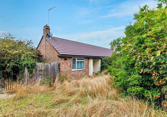 2 Bedroom Bungalow For Sale In Hillside, Chelveston, Wellingborough, Northamptonshire, NN9