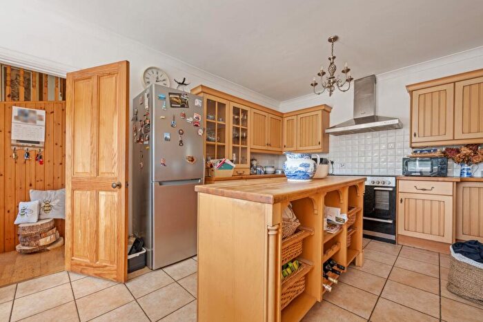 4 Bedroom Detached House For Sale In Stour Way, Christchurch, BH23