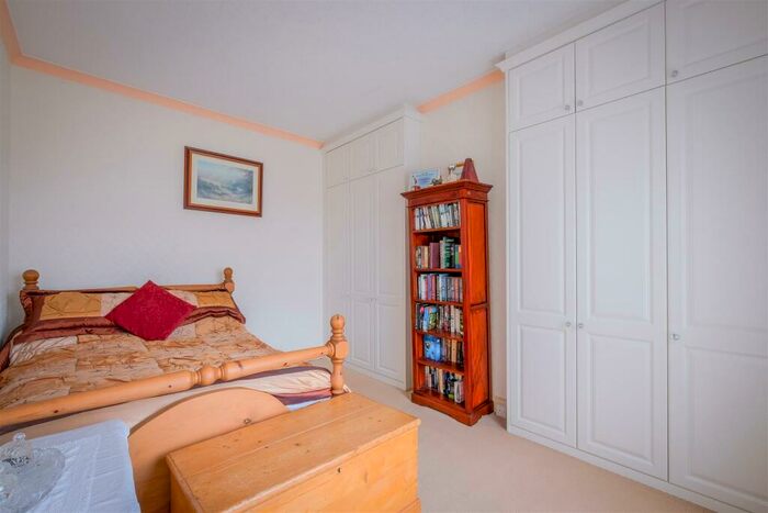 3 Bedroom Terraced House For Sale In Smith House Lane, Brighouse, HD6
