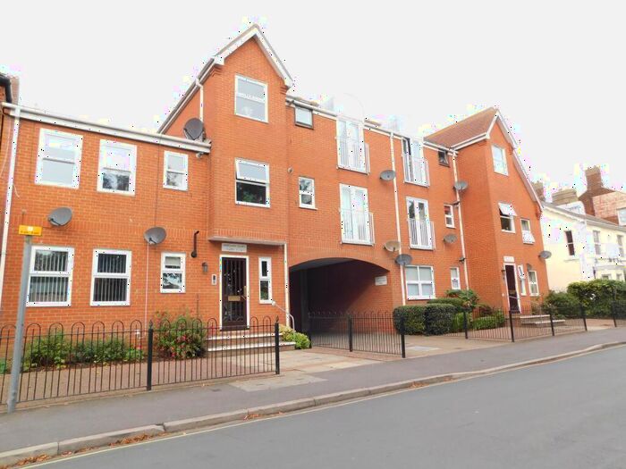 2 Bedroom Apartment To Rent In Ranelagh Court, Felixstowe, IP11