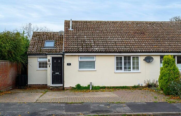 3 Bedroom Bungalow For Sale In St Martins Green, Trimley St Martin, Felixstowe, IP11