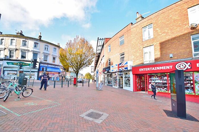 2 Bedroom Flat To Rent In Bournemouth Centre, BH2