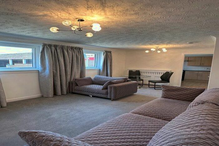 2 Bedroom Flat To Rent In Garden Court, Ayr, KA8