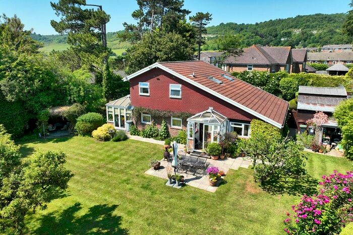 5 Bedroom Detached House For Sale In Kemsing Road, Wrotham, TN15
