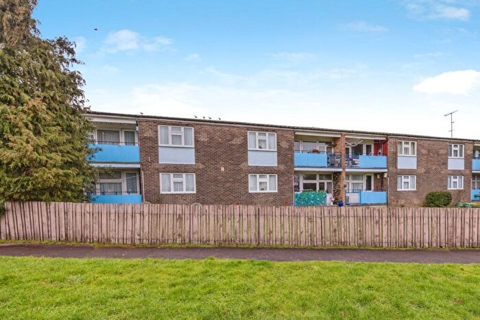 1 Bedroom Flat For Sale In Harbridge Court, Havant, PO9