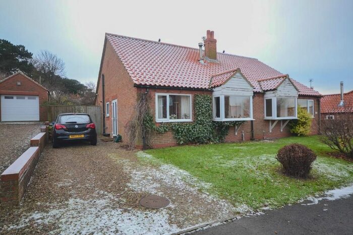 2 Bedroom Bungalow For Sale In Sunnyfield Gardens, Easington, Saltburn-By-The-Sea, TS13