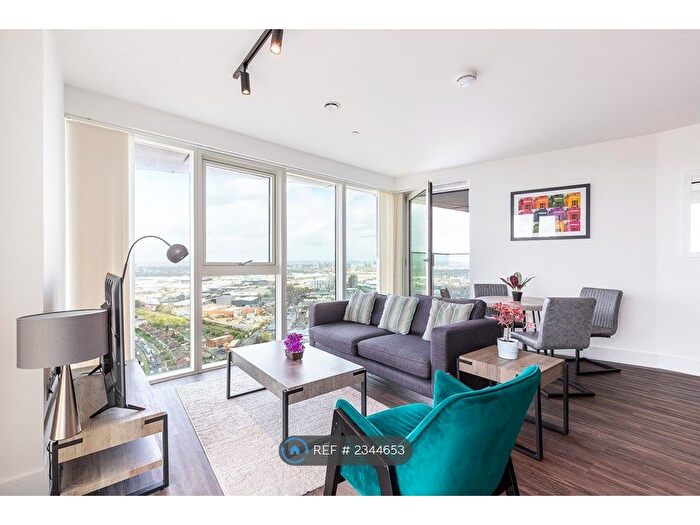 2 Bedroom Flat To Rent In Legacy Point, London, W3