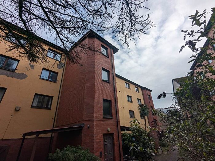 2 Bedroom Flat To Rent In Allan Lane, Dundee, DD1