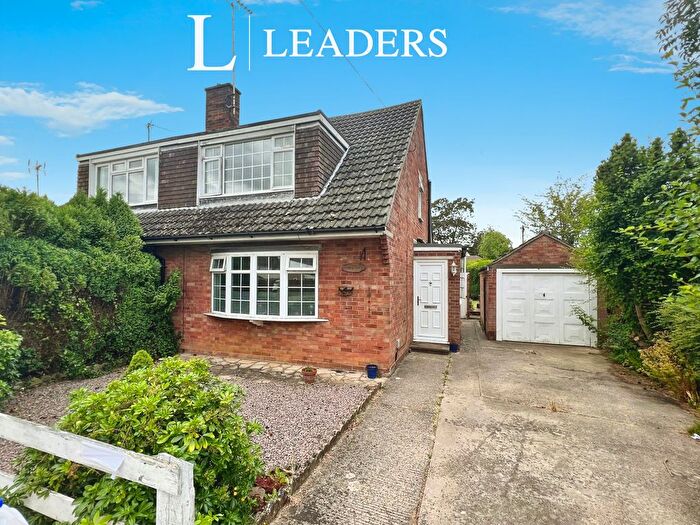 3 Bedroom Semi-Detached House To Rent In Queens Road, Bourne, Lincolnshire, PE10