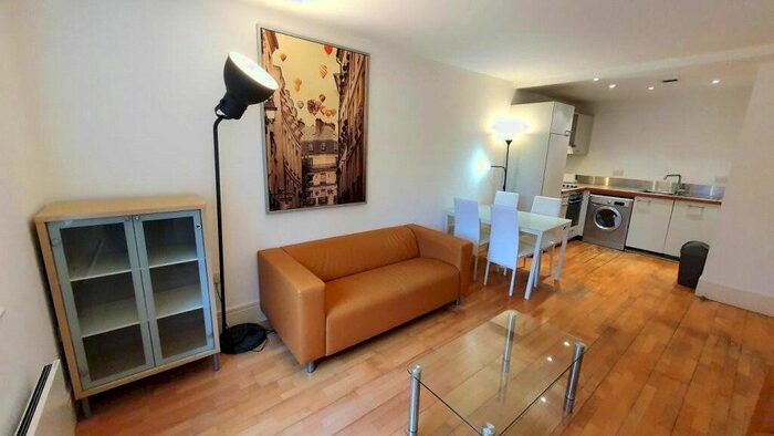 1 Bedroom Property To Rent In Grays Inn Rd, London, WC1X