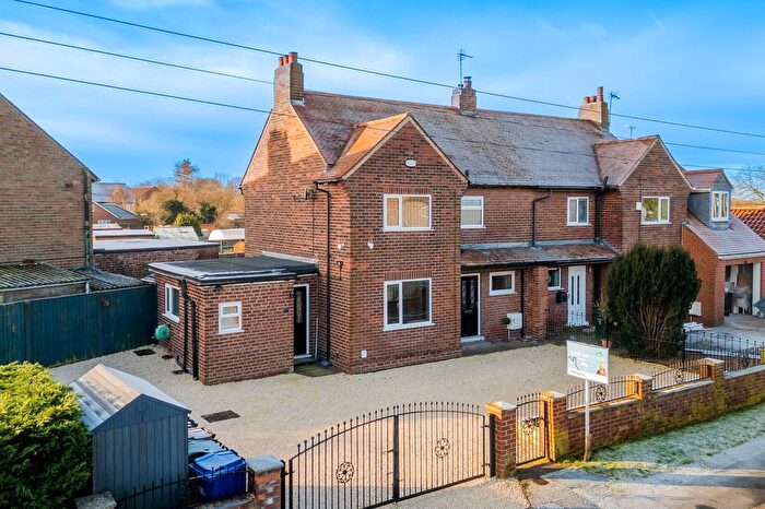 3 Bedroom Semi Detached House For Sale In Barff View, Burn, Selby, YO8