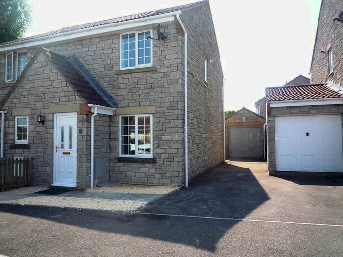 2 Bedroom Property To Rent In Caer Worgan, Llantwit Major, Vale Of Glamorgan, CF61