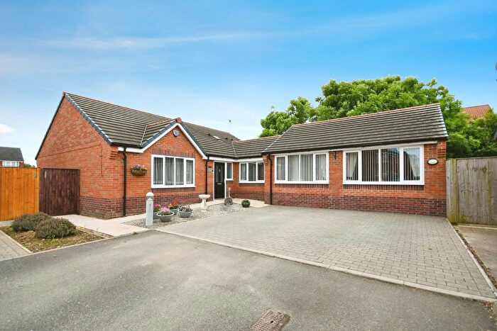 3 Bedroom Bungalow For Sale In Fallowfield, Clowne, Chesterfield, S43