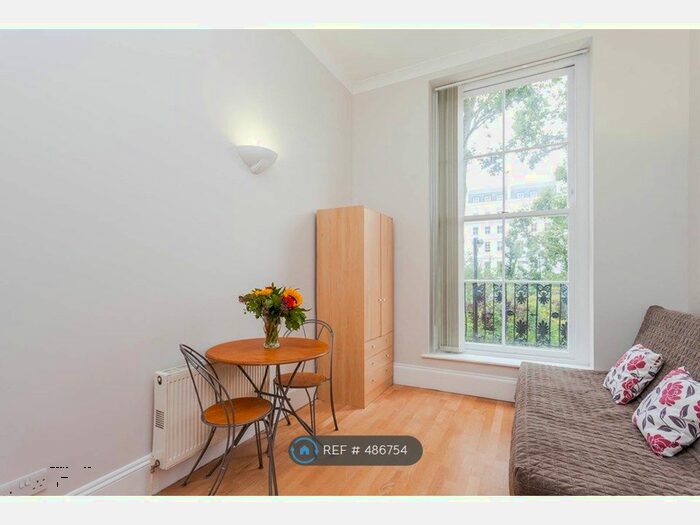 Studio To Rent In Craven Hill Gardens, London, W2