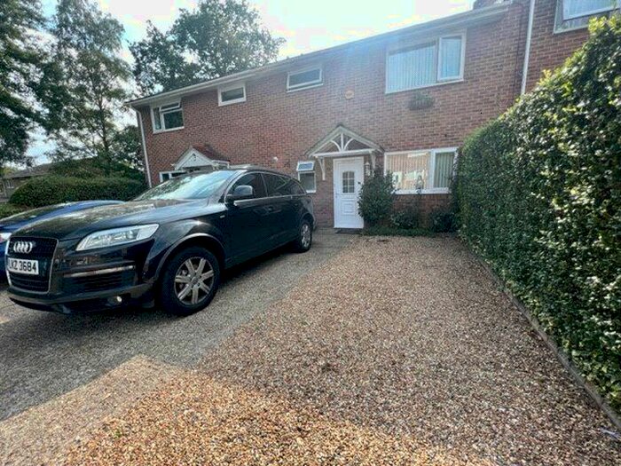 3 Bedroom Terraced House To Rent In Widgeon Close, Southampton, Hampshire, SO16