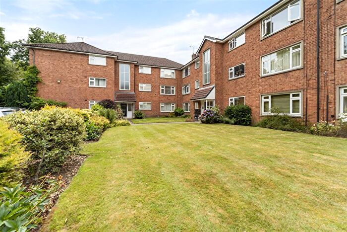 2 Bedroom Flat For Sale In Ashton Court, Moss Lane, Sale, M33