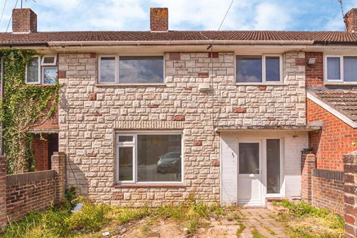 3 Bedroom Terraced House For Sale In Botley Drive, Havant, PO9
