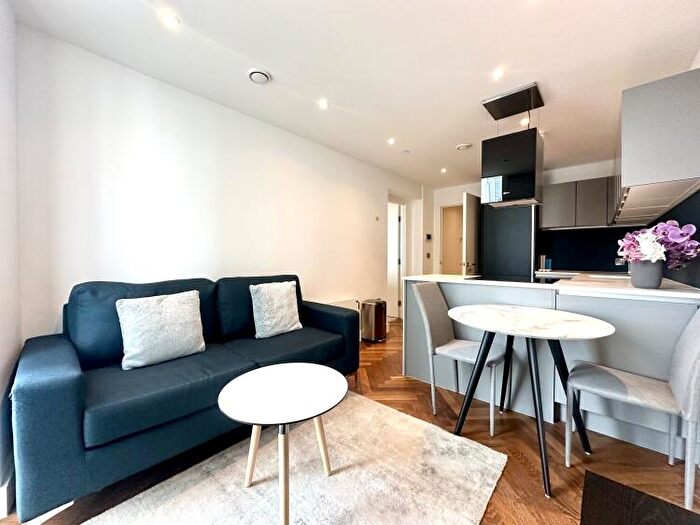 1 Bedroom Apartment To Rent In Deansgate Square, Owen Street Manchester, M15