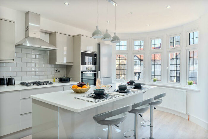 5 Bedroom Maisonette To Rent In Villiers Avenue, Surbiton, KT5