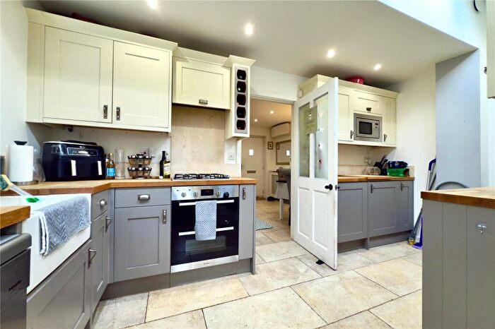 2 Bedroom Semi-Detached House For Sale In Poyle Road, Tongham, Surrey, GU10