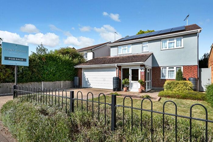 4 Bedroom Detached House For Sale In Bishopsteignton, Shoeburyness, Essex, SS3