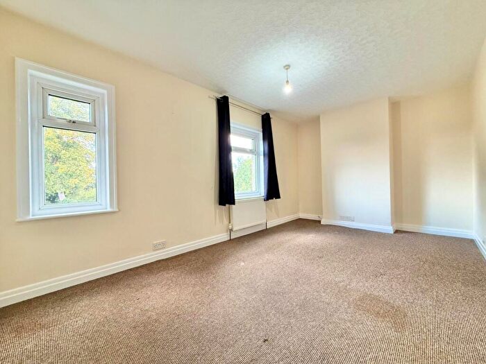 2 Bedroom End Of Terrace House For Sale In Bilham Road, Clayton West, Huddersfield, West Yorkshire, Uk, HD8