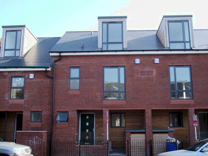 4 Bedroom House To Rent In Portview Road, Avonmouth, BS11