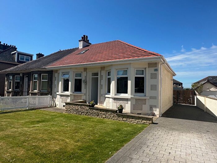 3 Bedroom Bungalow To Rent In Wellview Drive, Motherwell, ML1