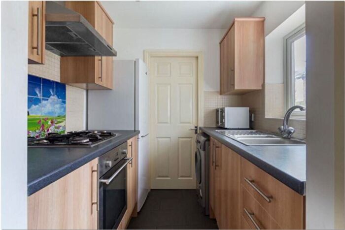 4 Bedroom Terraced House To Rent In Dawlish Road, Selly Oak, Birmingham, B29