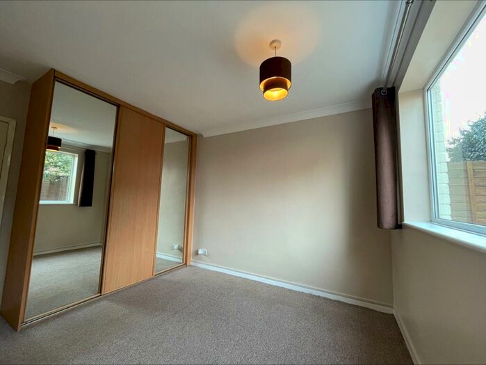 2 Bedroom Flat To Rent In Egerton Park, Rock Ferry, Wirral, CH42