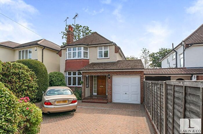 3 Bedroom Detached House For Sale In Swakeleys Road, Ickenham, UB10