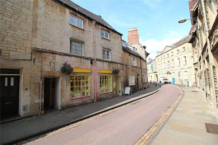 2 Bedroom Apartment To Rent In Silver Street, Cirencester, GL7