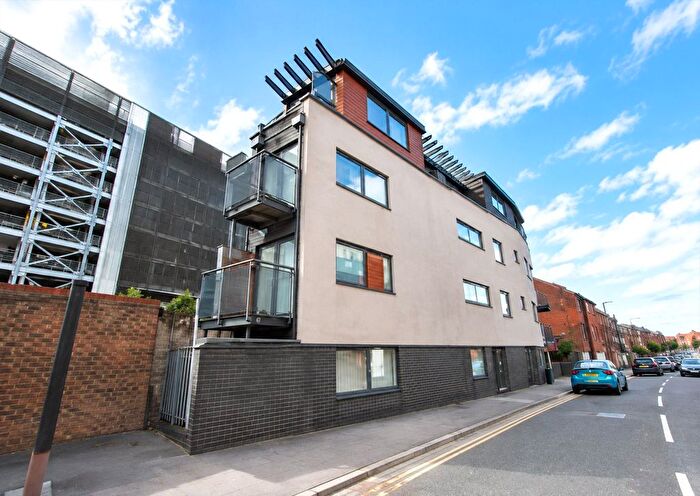 2 Bedroom Flat For Sale In Walnut Tree Close, Guildford, Surrey, GU1
