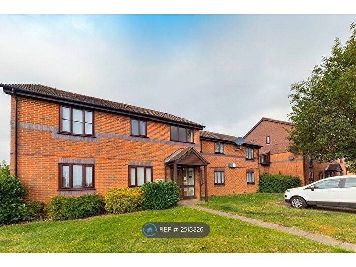 1 Bedroom Flat To Rent In Woodfall Drive, Crayford, Dartford, DA1
