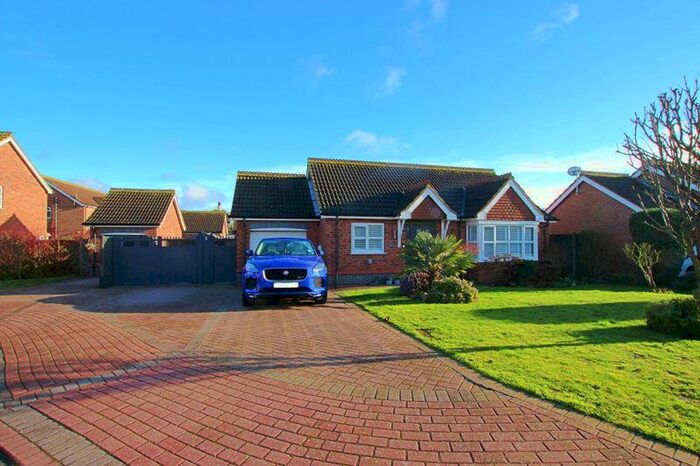 2 Bedroom Detached Bungalow For Sale In Garden Village, North Killingholme, DN40