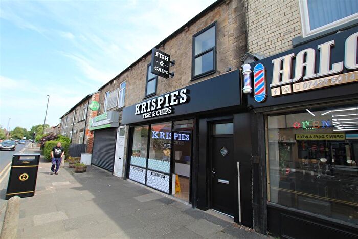 3 Bedroom Flat To Rent In Forest Hall Road, Newcastle Upon Tyne, NE12