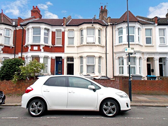 1 Bedroom Maisonette To Rent In Sandringham Road, Willesden, London, NW2