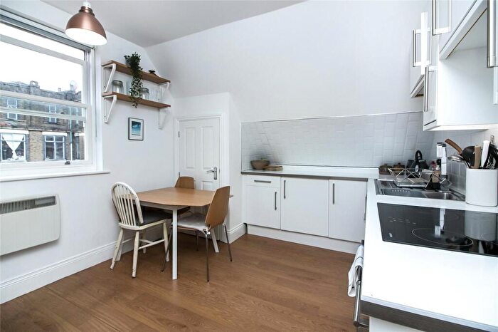 1 Bedroom Apartment To Rent In St. Mark's Rise, London, E8