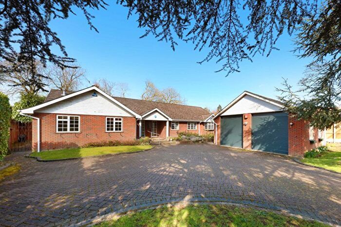 4 Bedroom Bungalow For Sale In Wayside Gardens, Gerrards Cross, Buckinghamshire, SL9